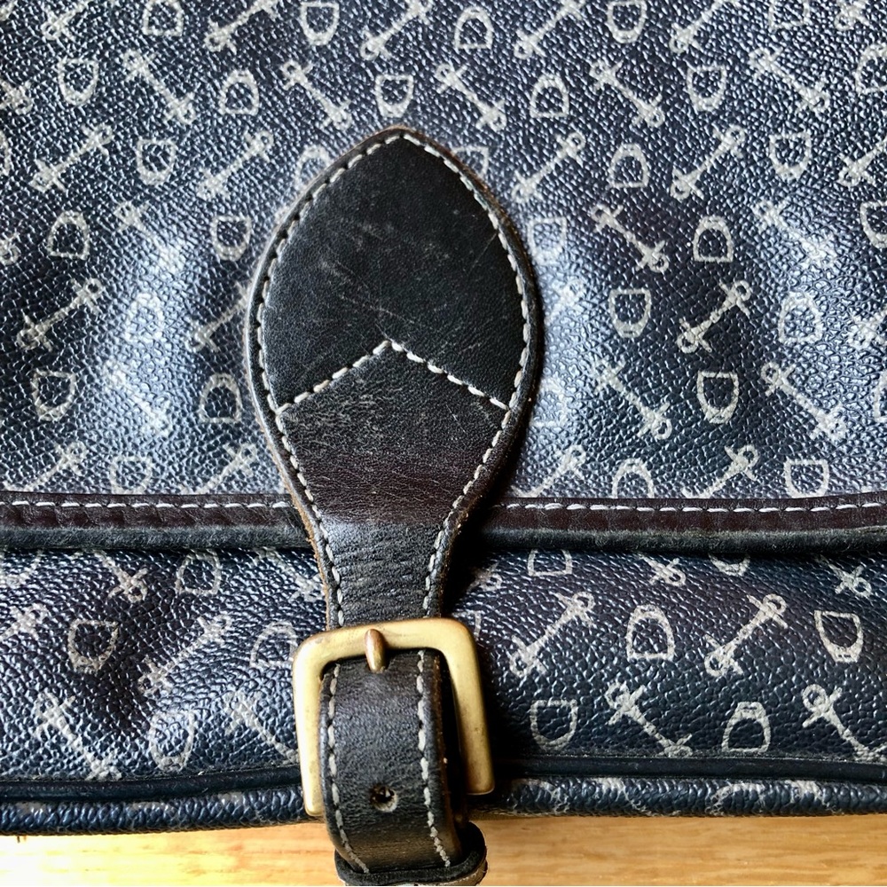 Vintage canvas and leather satchel/crossbody bag with adjustable strap - Picture 2 of 13